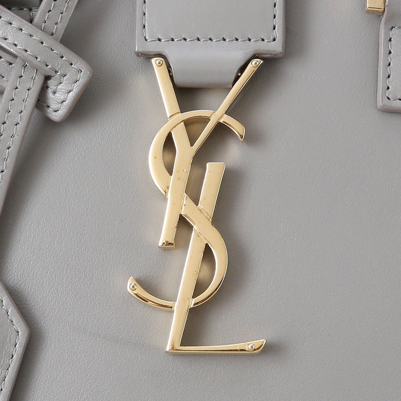 Yves Saint Laurent(USED)생로랑 카바스 베이비